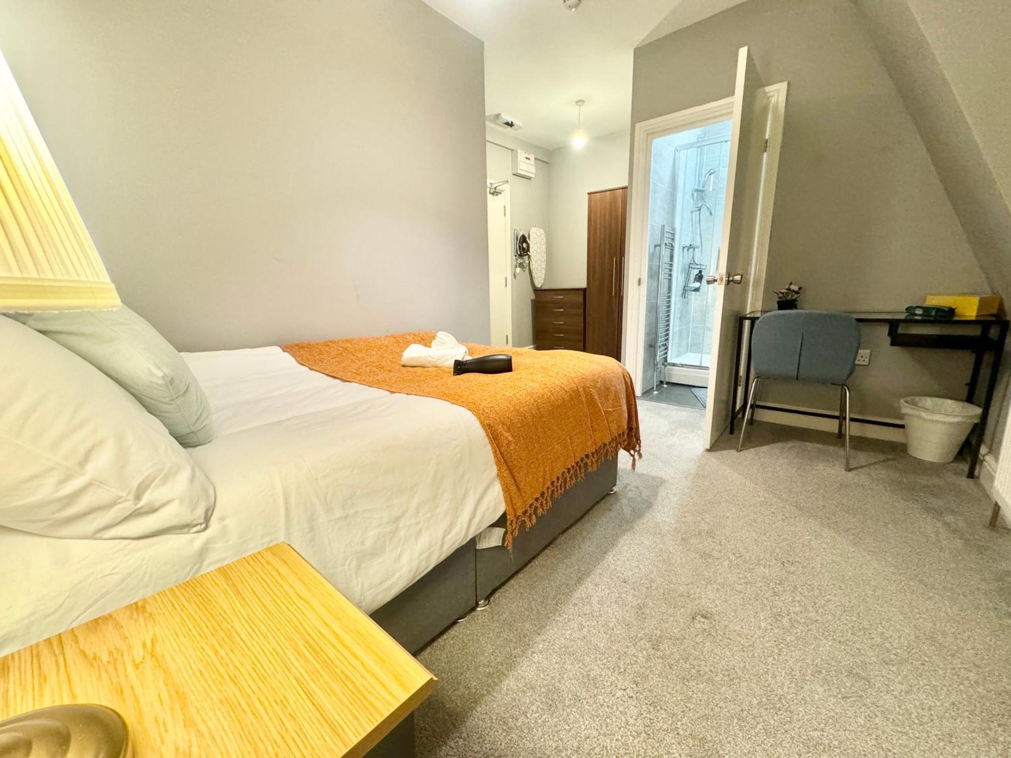 Quarto em Acomodações Particulares Modern En-suite By Finsbury Park Station 8 Mins To King's Cross By Tube