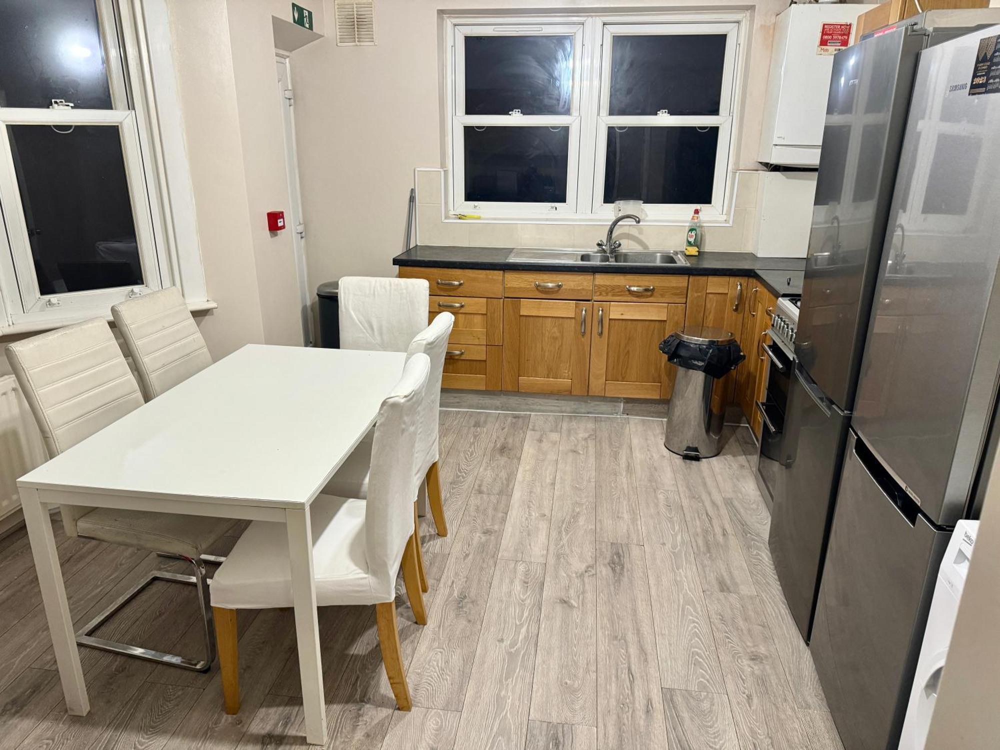 Modern En-suite By Finsbury Park Station 8 Mins To King's Cross By Tube Quarto em Acomodações Particulares